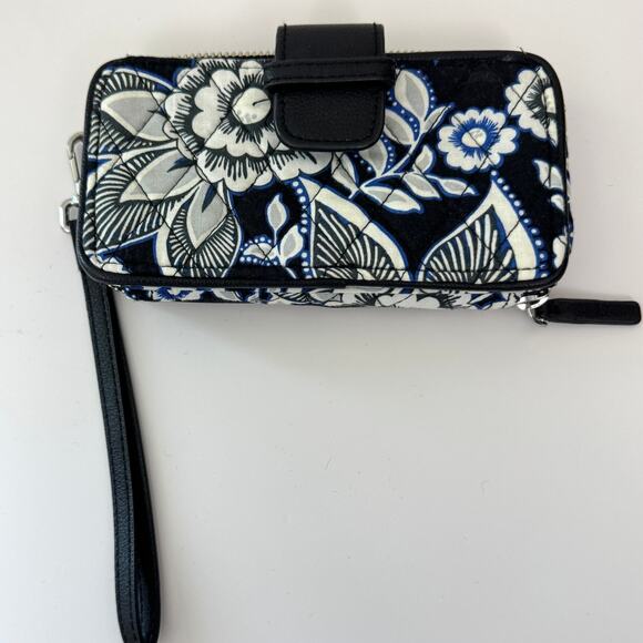 Vera Bradley Wristlet Wallet Snow Lotus Floral RFID Travel Quilted Zip Black - Picture 1 of 8